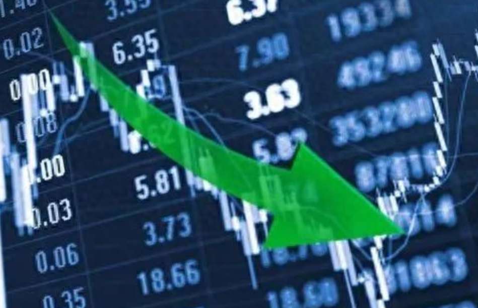 Insurance Money Flows into Bank Stocks