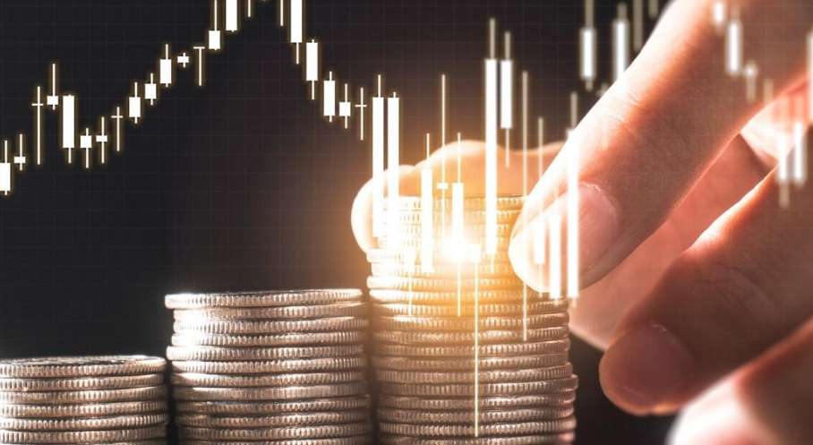 Egypt's Currency Plummets by 40%!